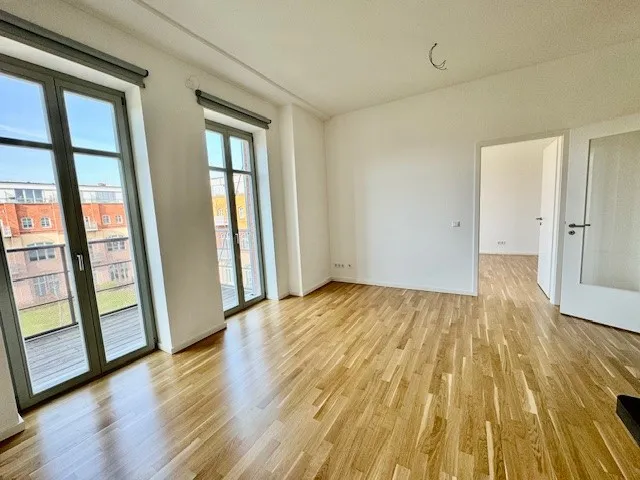 Ideal für Singles oder Paare – Moderne 2-Zimmer-Wohnung mit Balkon in Spindlersfeld — photo 1